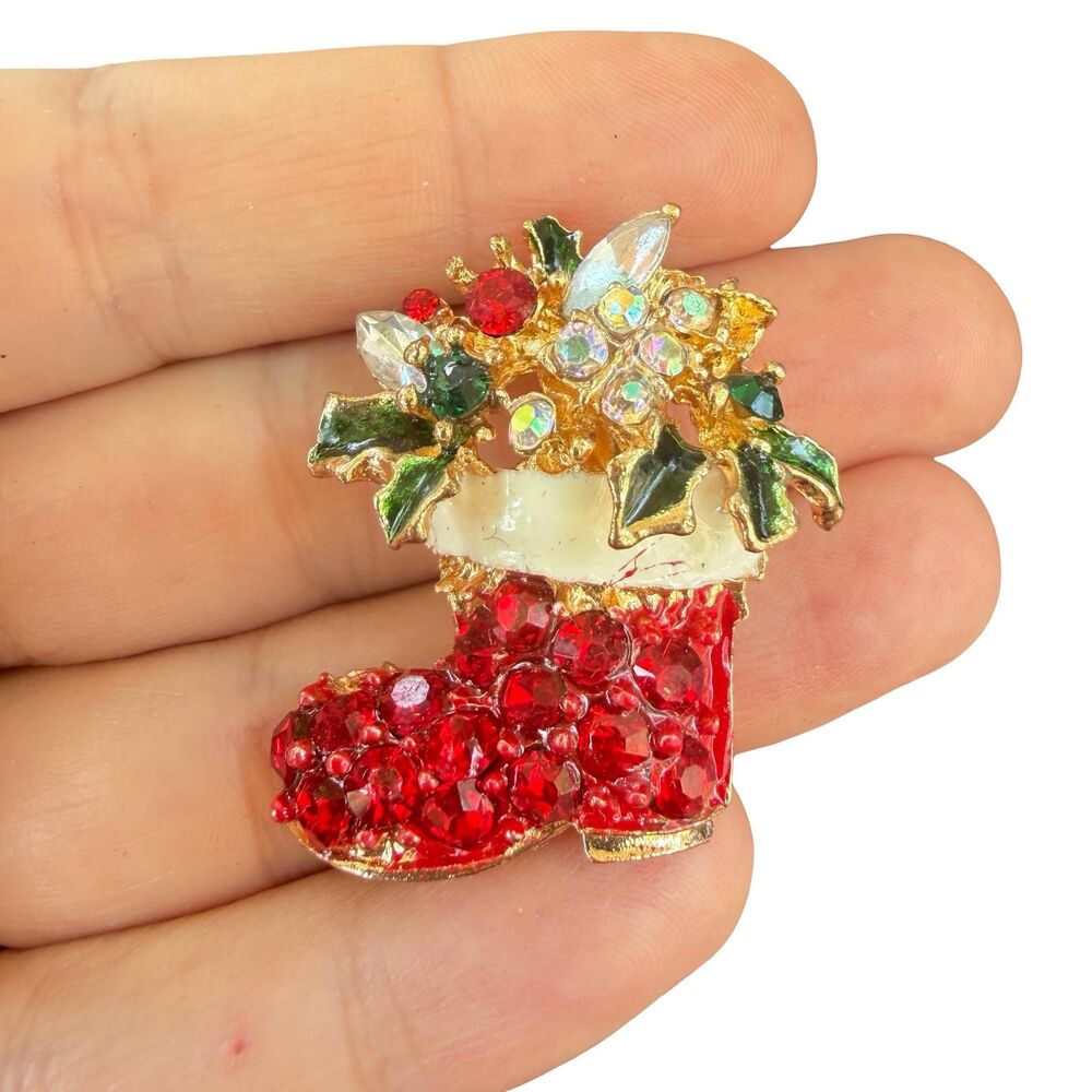 Vintage Jewelry Rhinestone Stocking Brooch Chrtistmas Pin
